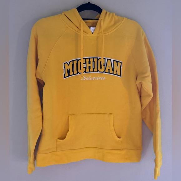 Yellow Champion Sport Size M Michigan Wolverines Hoodie - Picture 1 of 7